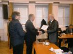 Predseda únie odovzdal medailu a diplom PhDr. Jozefovi Šuchovi, podpredsedovi únie. Foto Jozef Putirka
